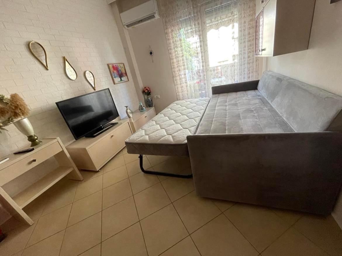 Brick Apartment Néa Péramos Zewnętrze zdjęcie